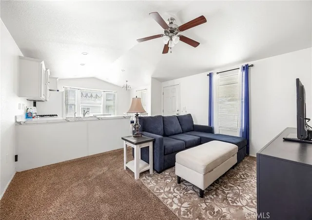 Photo 3 of Sale Pending at 4400 W Florida #85, Hemet, CA 92545 | MLS# SW26114675 | Listing updated on 2026-09-30