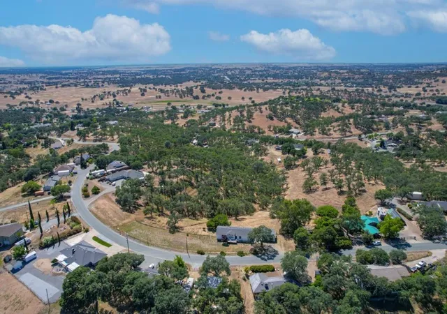 Photo 2 of Single family home for sale at 7242 Da Lee Rd, Valley Springs, CA 95252 | MLS# ML82048775 | Listing updated on 2026-09-13