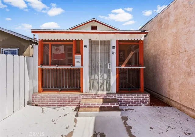 image of 117 W Pillsbury St, Lancaster, CA 93534 | MLS# SR26114308
