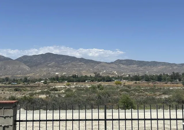Photo 3 of Manufactured home for sale at 24600 Mountain Ave #32, Hemet, CA 92544 | MLS# NDP2605109 | Listing updated on 2026-09-27