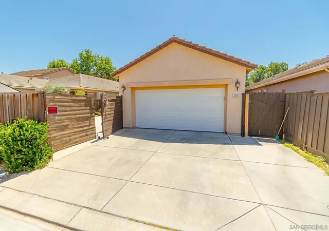 36th image of 2376 Shire Way, Oakdale, CA 95361 | MLS# 260012844SD