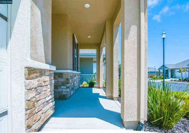 Photo 4 of Single family home for sale at 2071 Reunion Ln, Rio Vista, CA 94571 | MLS# 41136209 | Listing updated on 2026-06-11