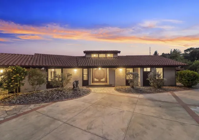 2nd image of 1106 Alpine Oaks Dr, Alpine, CA 91901 | MLS# 260012846SD