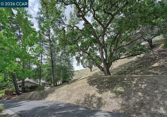 Homes for sale in Lafayette, CA | 3018 Bradbury Dr, Lafayette, CA 94549 | MLS# 41136218