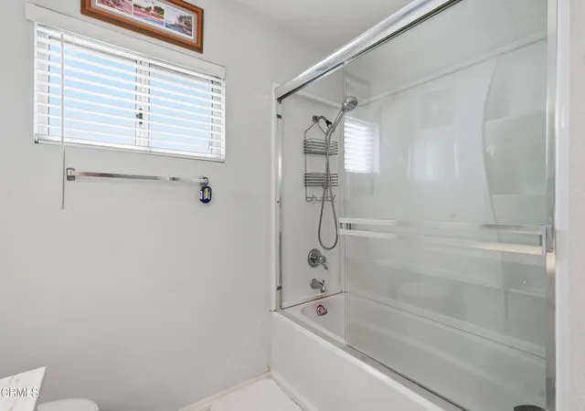 image of 408 Burchett St, Glendale, CA 91203