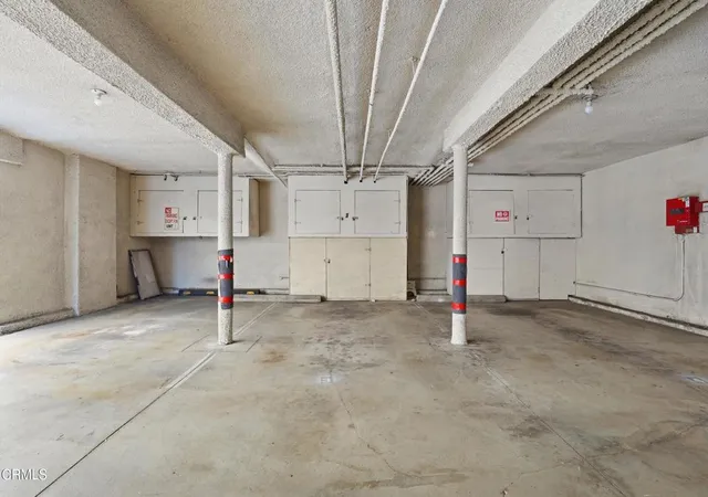 image of 408 Burchett St, Glendale, CA 91203
