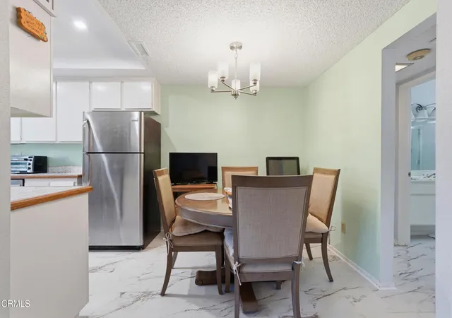 4th image of 408 Burchett St #3, Glendale, CA 91203 | MLS# P1-27335