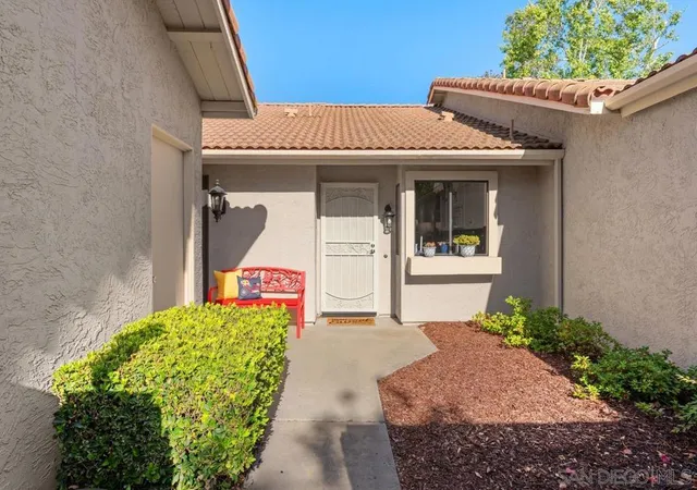 3rd image of 17811 Corte Huasco, San Diego, CA 92128