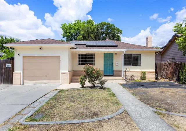 Homes for sale in Stockton, CA | 1745 Elmwood Ave, Stockton, CA 95204 | MLS# ML82048811