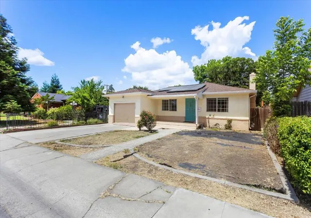 Homes for sale in Stockton, CA | 1745 Elmwood Ave, Stockton, CA 95204 | MLS# ML82048811