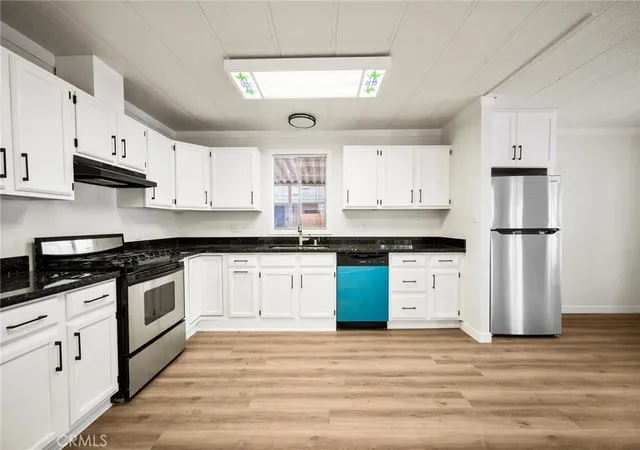 Photo 3 of Sale Pending at 18145 Soledad Cyn Rd #44, Canyon Country, CA 91387 | MLS# SR26115573 | Listing updated on 2026-06-26