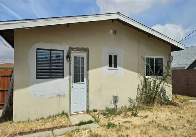 Homes for sale in Palmdale, CA | 38926 Foxholm, Palmdale, CA 93551 | MLS# SR26115640