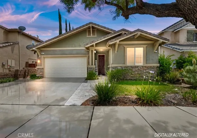 Photo 2 of Single family home for sale at 25227 Coral Cyn Rd, Corona, CA 92883 | MLS# SW26115565 | Listing updated on 2026-09-17