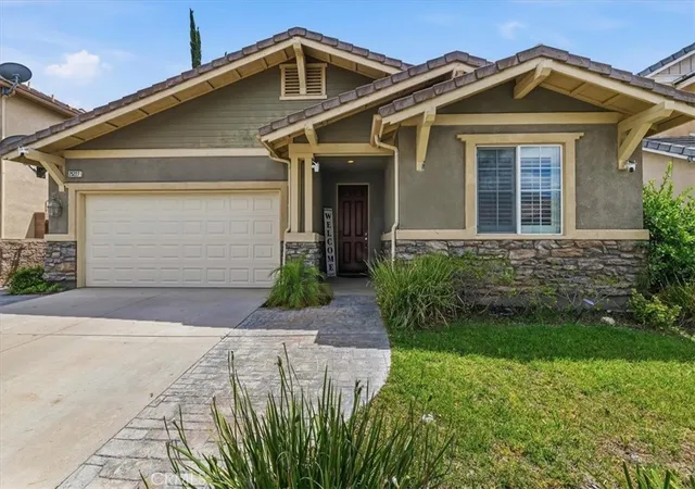 Photo 1 of Single family home for sale at 25227 Coral Cyn Rd, Corona, CA 92883 | MLS# SW26115565 | Listing updated on 2026-09-17