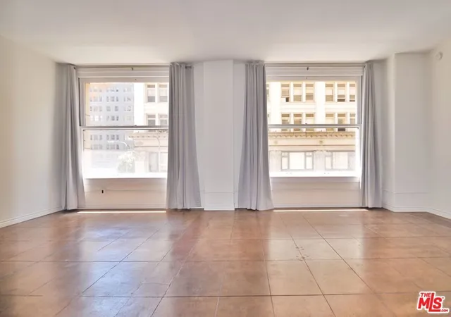4th image of 215 W 7Th St #307, Los Angeles, CA 90014 | MLS# 26839225