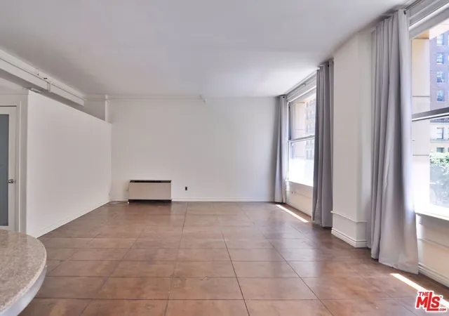5th image of 215 W 7Th St #307, Los Angeles, CA 90014 | MLS# 26839225