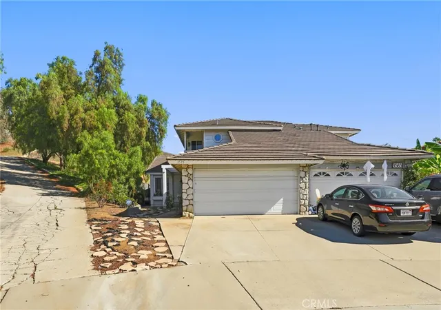 2nd image of 3575 Falconridge Rd, Yorba Linda, CA 92886 | MLS# OC26115697