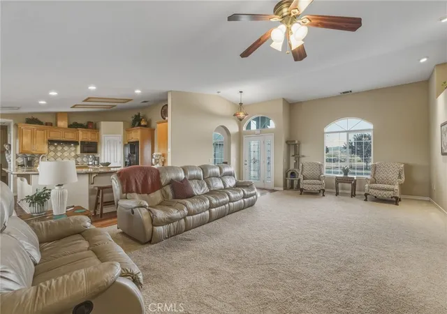Homes for sale in Oak Hills, CA | 11526 Prairie, Oak Hills, CA 92344 | MLS# HD26115706