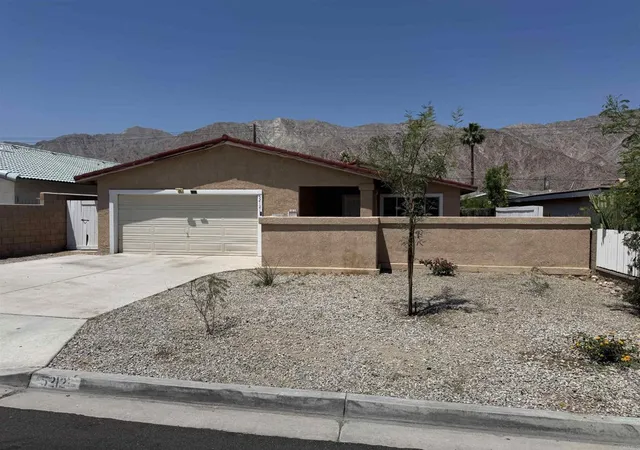 Photo 2 of Sale Pending at 52121 Avenida Velasco, La Quinta, CA 92253 | MLS# PTP2604078 | Listing updated on 2026-07-13