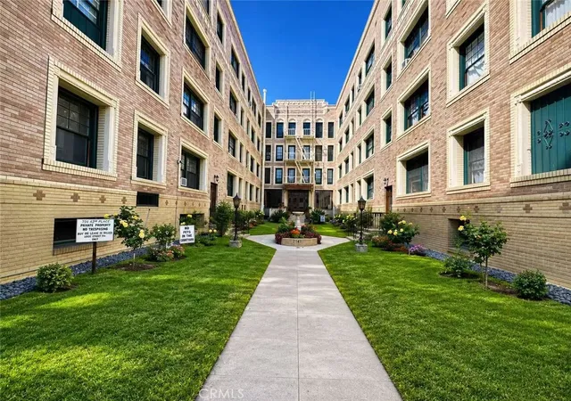 2nd image of 2121 James M Wood Blvd #411, Los Angeles, CA 90006 | MLS# CV26115678