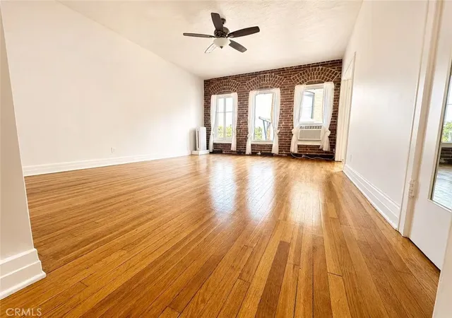 3rd image of 2121 James M Wood Blvd #411, Los Angeles, CA 90006 | MLS# CV26115678