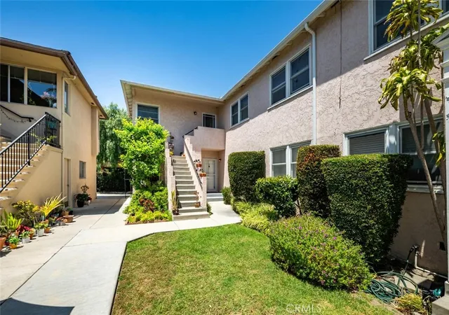 Homes for sale in Long Beach, CA | 235 Termino #4, Long Beach, CA 90803 | MLS# OC26115116