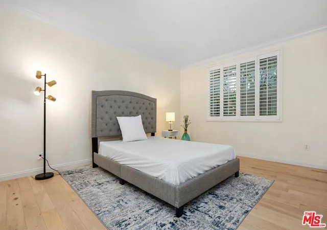 2nd image of Kelton Place, Los Angeles, CA 90024