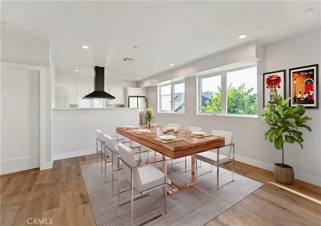 3rd image of 1724 Menlo Ave, Los Angeles, CA 90006 | MLS# BB26115819