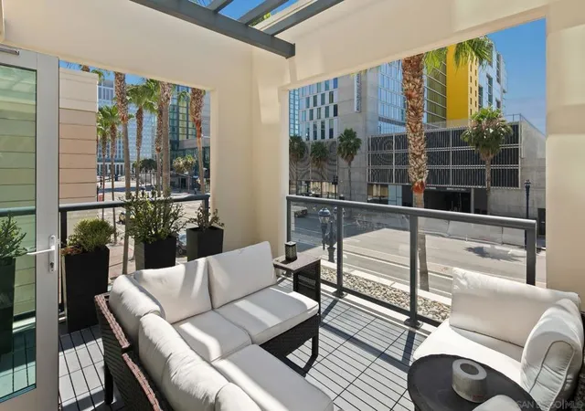 Photo 4 of Condo for sale at 1199 Pacific Hwy #306, San Diego, CA 92101 | MLS# 260012903SD | Listing updated on 2026-09-13