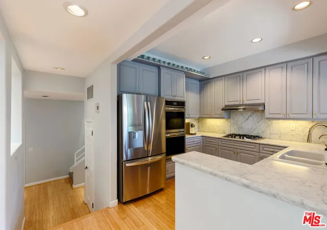 Photo 4 of Townhouse for sale at 6435 Zumirez Dr #14, Malibu, CA 90265 | MLS# 26839113 | Listing updated on 2026-06-04