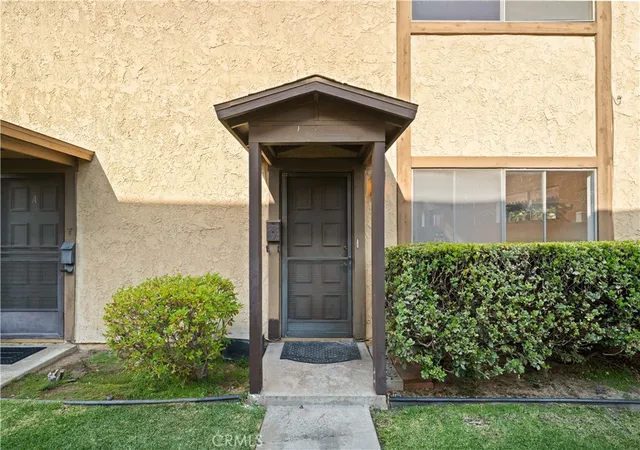 Photo 3 of Condo for sale at 5422 Mcculloch Ave #B, Temple City, CA 91780 | MLS# WS26108814 | Listing updated on 2026-09-28