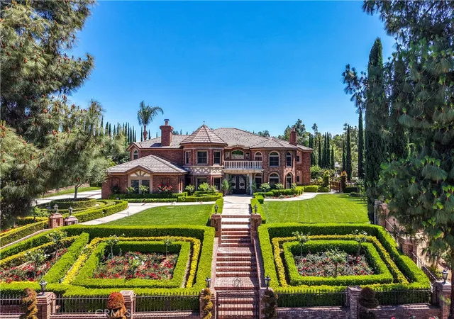 Homes for sale in Riverside, CA | 7190 Wyndham Hill, Riverside, CA 92506 | MLS# CV26115071