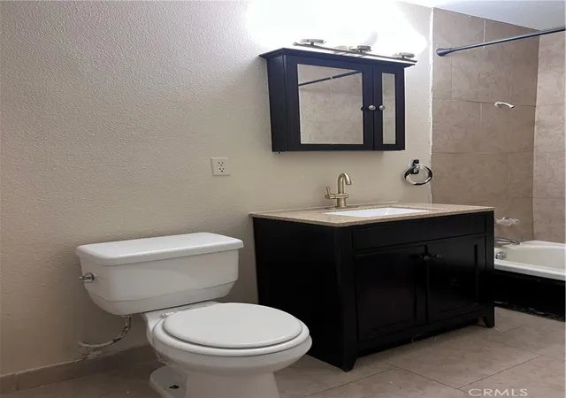 Photo 10 of Single family home for sale at 25346 Agate, Barstow, CA 92311 | MLS# IV26115994 | Listing updated on 2026-07-14