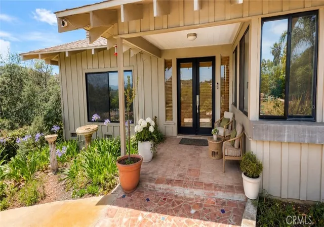 Homes for sale in Bonsall, CA | 3918 Valle Del Sol, Bonsall, CA 92003 | MLS# OC26115885