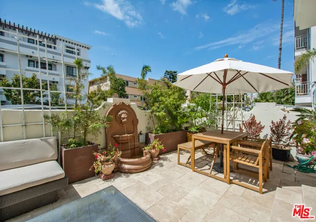 3rd image of 11838 Kiowa Ave #101, Los Angeles, CA 90049 | MLS# 26839567