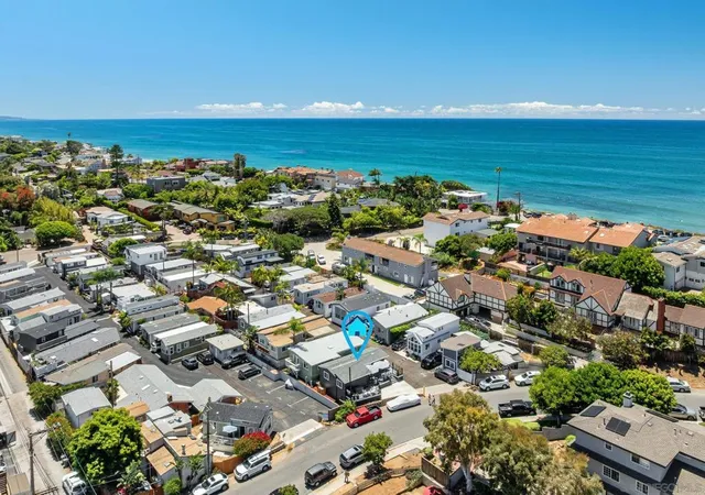 Photo 2 of Manufactured home for sale at 123 Jasper St #20, Encinitas, CA 92024 | MLS# 260012926SD | Listing updated on 2026-09-24