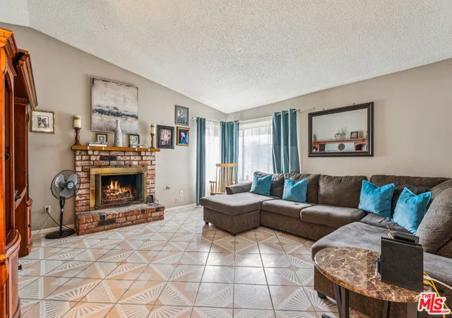 Homes for sale in Jurupa Valley, CA | 6731 30Th St, Jurupa Valley, CA 92509 | MLS# 26839931
