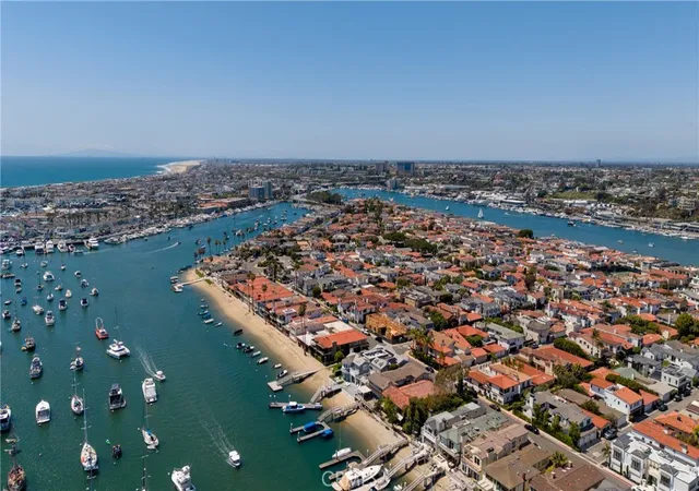 3rd image of 209 Via Koron, Newport Beach, CA 92663 | MLS# OC26114999