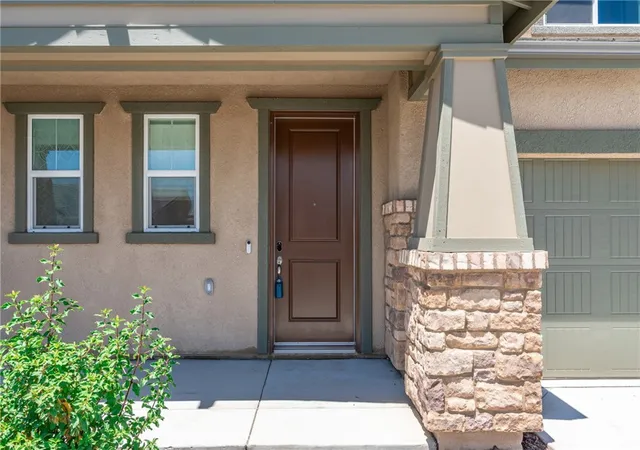 3rd image of 1159 Magnolia Ct W, Madera, CA 93636 | MLS# FR26116143