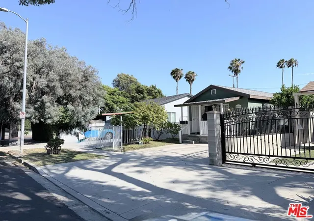 Photo 2 of Single family home for sale at 8708 Cadillac Ave, Los Angeles, CA 90034 | MLS# 26839997 | Listing updated on 2026-07-02