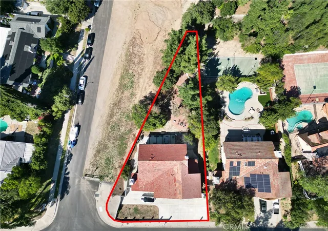 Homes for sale in Chatsworth, CA | 19865 Hiawatha St, Chatsworth, CA 91311 | MLS# SR26116168