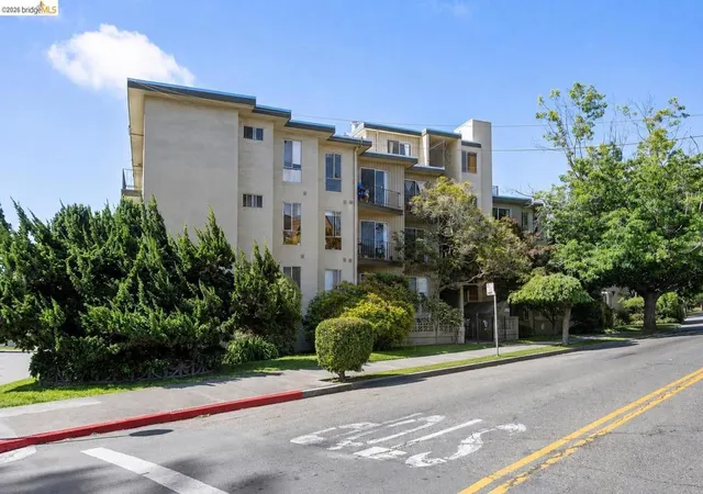 Multi family home for sale at 469 Van Buren Ave, Oakland, CA 94610 | MLS# 41136337