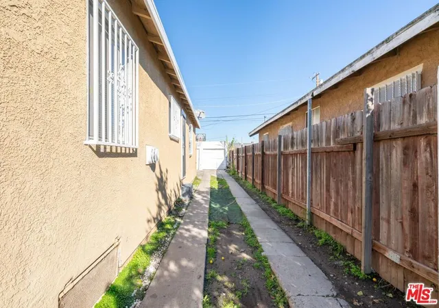 46th image of 341 E 71st St, Los Angeles, CA 90003 | MLS# 26839027