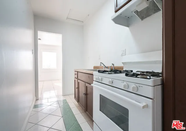 4th image of 341 E 71St St, Los Angeles, CA 90003 | MLS# 26839027