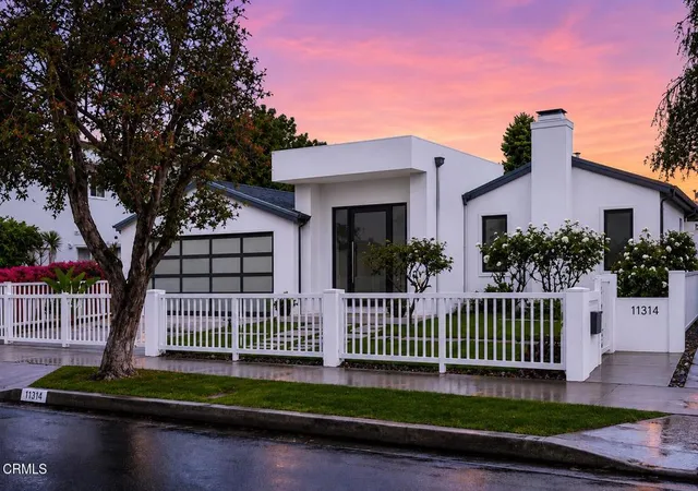 1st image of 11314 Gladwin St, Los Angeles, CA 90049 | MLS# P1-27345