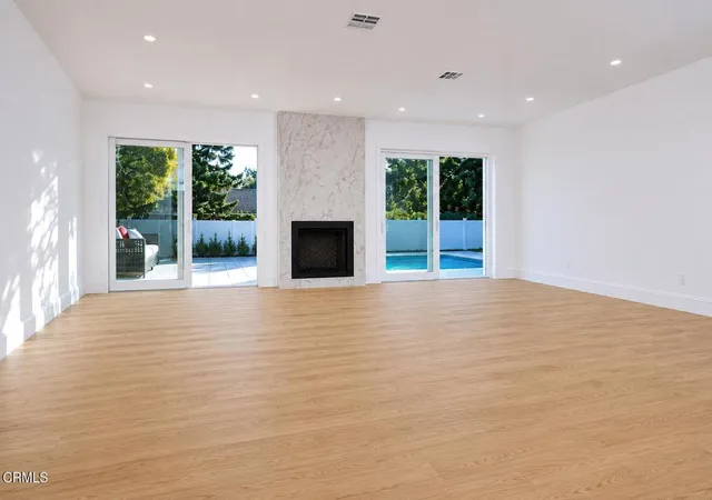 4th image of 11314 Gladwin St, Los Angeles, CA 90049 | MLS# P1-27345