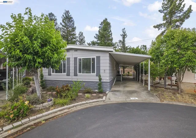 2nd image of 3231 Vineyard Ave, #70, Pleasanton, CA 94566 | MLS# 41136340