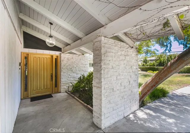 Homes for sale in Hidden Hills, CA | 5238 Twin Oaks, Hidden Hills, CA 91302 | MLS# SR26113037