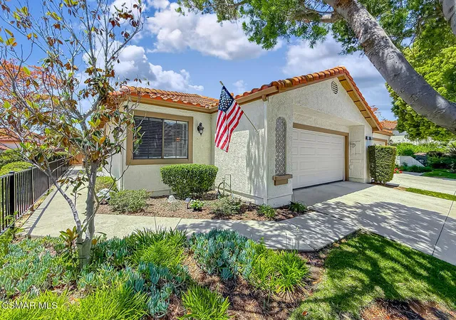 Homes for sale in Simi Valley, CA | 657 Cartpath Pl, Simi Valley, CA 93065 | MLS# 226002497