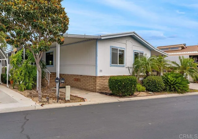 Homes for sale in Carlsbad, CA | 5228 Don Valdez Dr, Carlsbad, CA 92010 | MLS# NDP2605145